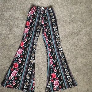 Floral flow pants